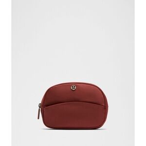 City Essentials Pouch